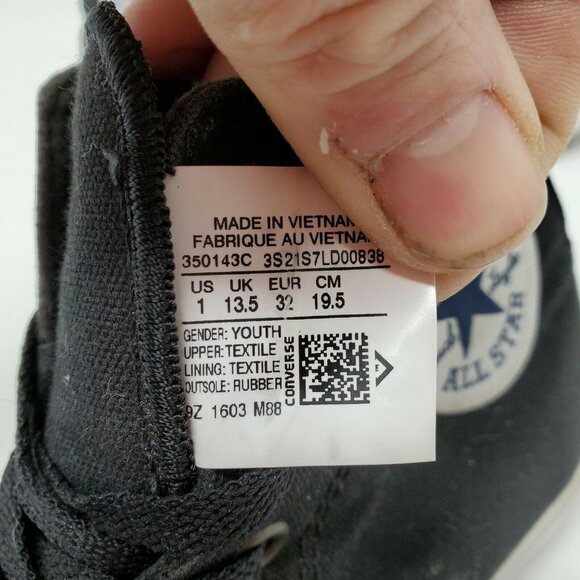 Converse All Stars Chuck Taylor - Unisex Hi Top Black  - Youth 1 - 350143C - Picture 12 of 12